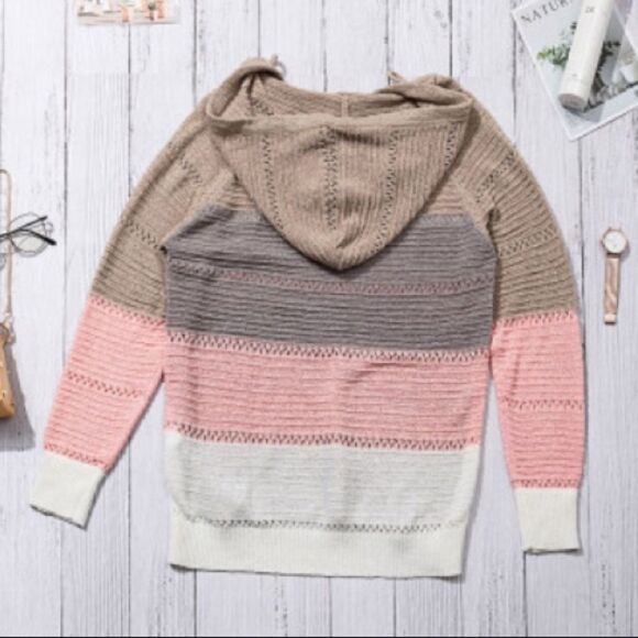 Multicolored Knitted Hoodie  - Picture 7 of 13